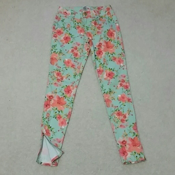Candies 3 mint & coral floral pants w zip bottom - Picture 3 of 4